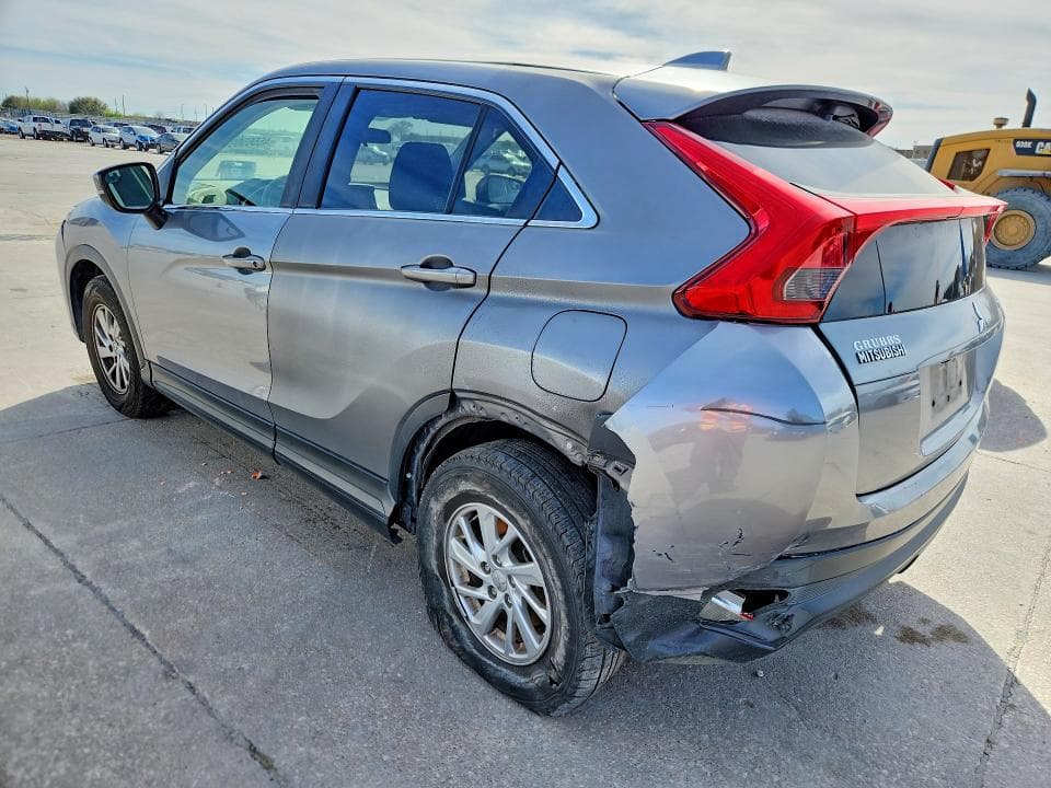 2019 MITSUBISHI ECLIPSE CROSS ES 2