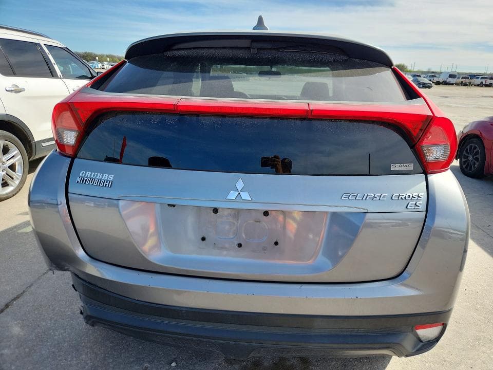 2019 MITSUBISHI ECLIPSE CROSS ES 6
