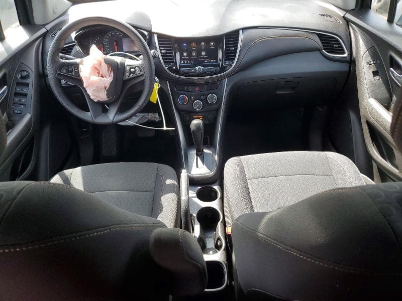 2020 CHEVROLET TRAX LS LS 8