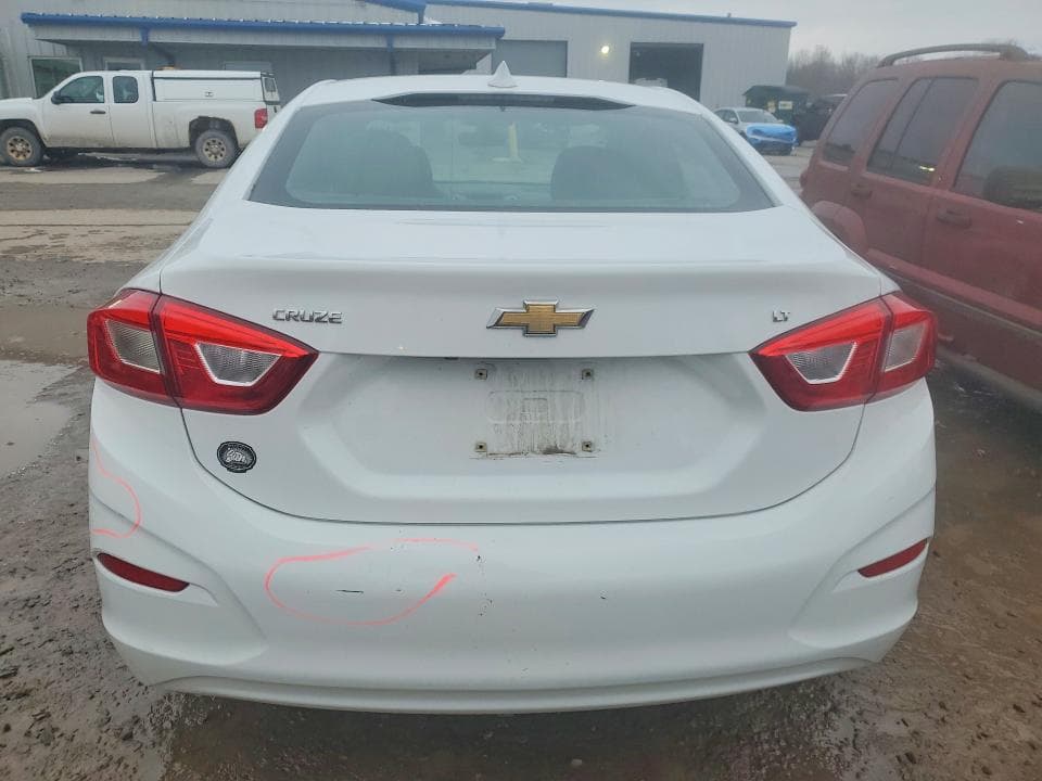 2018 CHEVROLET CRUZE LT LT 6