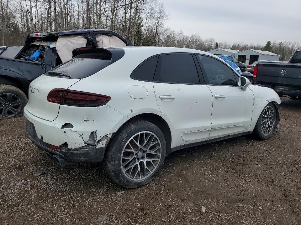2018 PORSCHE MACAN 3
