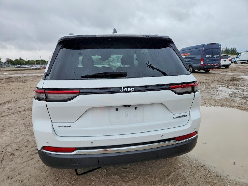 2022 JEEP GRAND CHEROKEE LAREDO 6