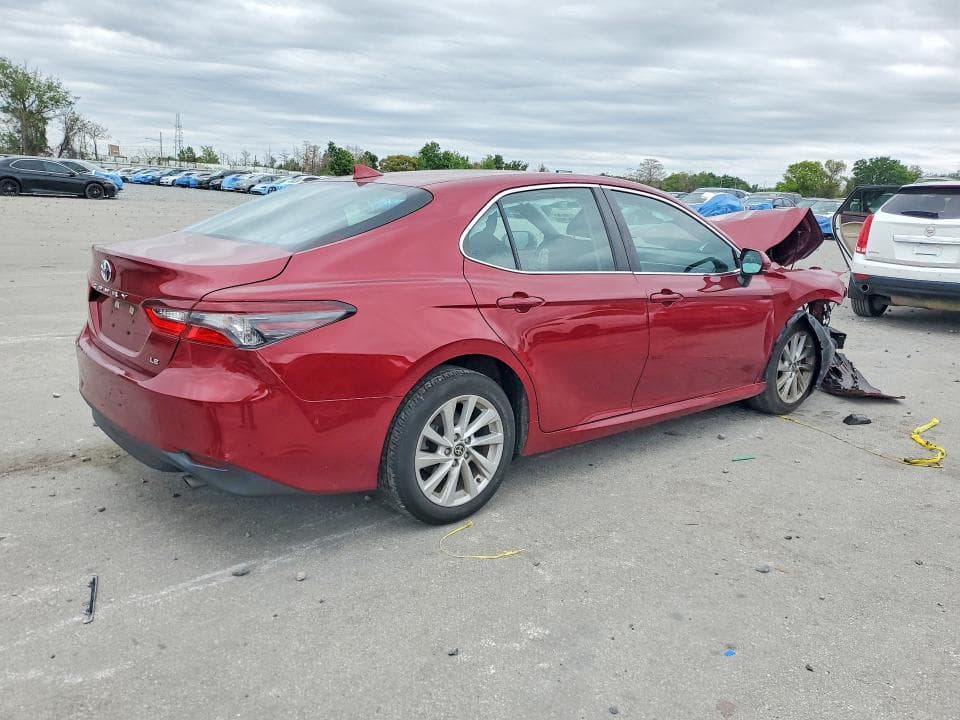 2022 TOYOTA CAMRY LE 3