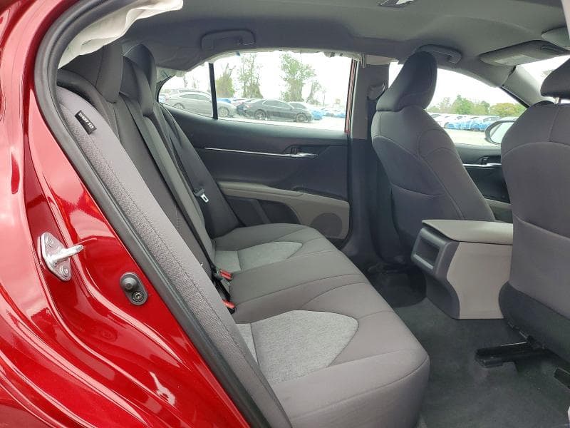 2022 TOYOTA CAMRY LE 10