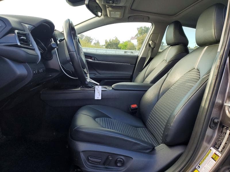 2022 TOYOTA CAMRY HYBRID SE 7