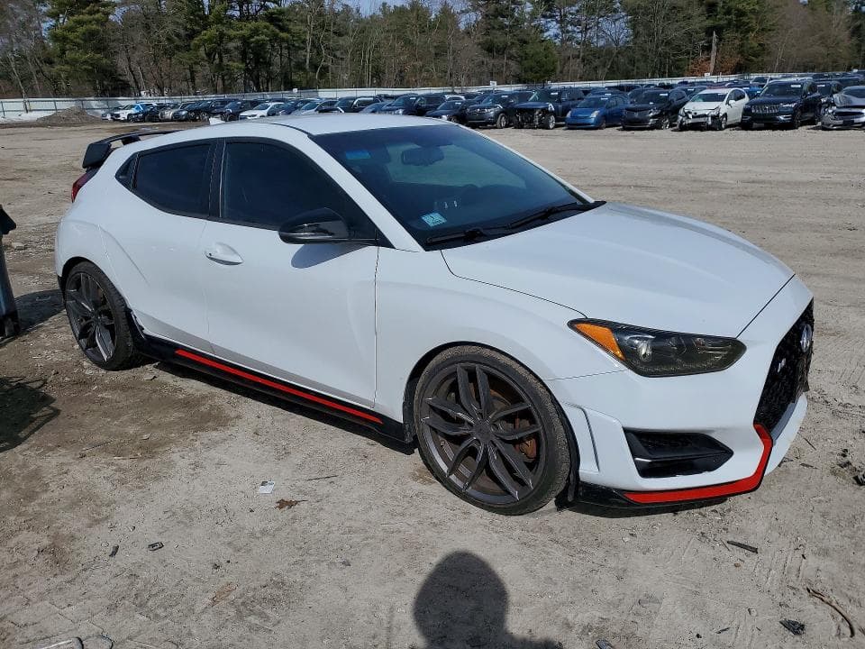 2020 HYUNDAI VELOSTER 4