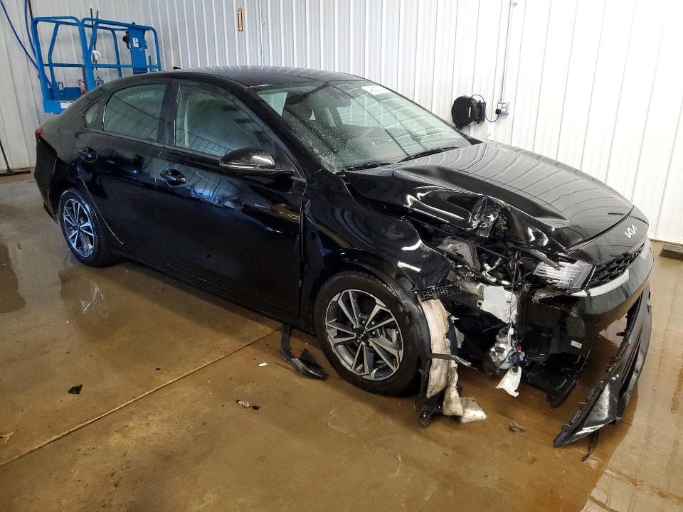 2024 KIA FORTE LXS 4
