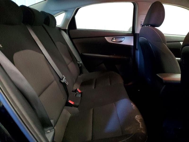2024 KIA FORTE LXS 10