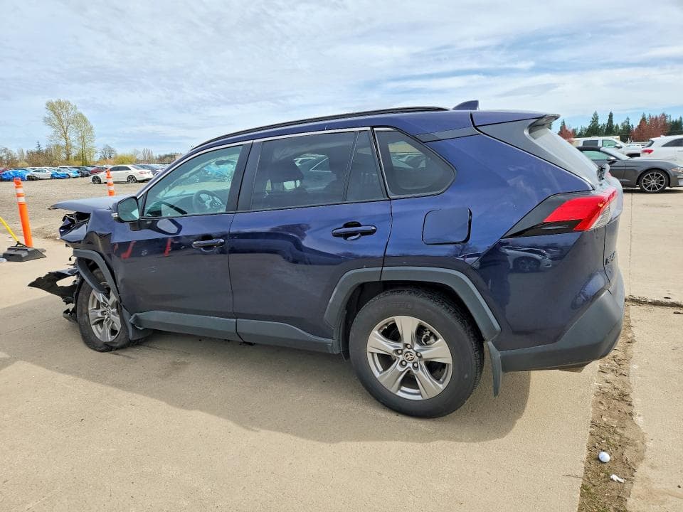 2024 TOYOTA RAV4 XLE XLE 2