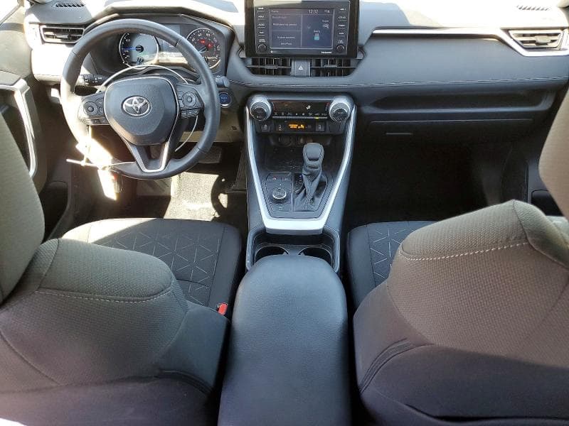 2021 TOYOTA RAV4 HYBRID XLE XLE 8