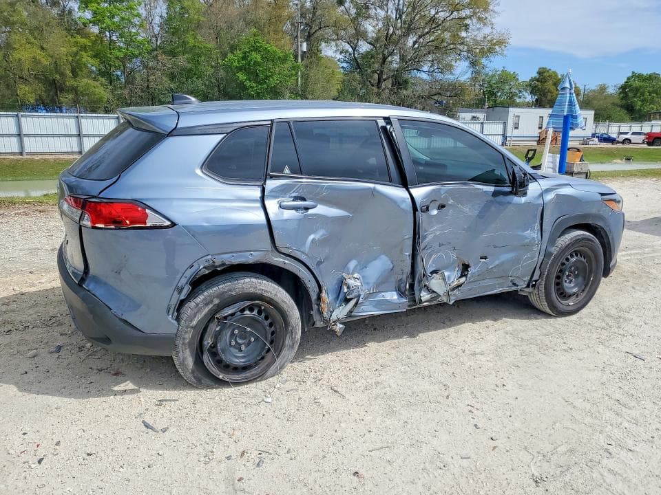 2024 TOYOTA COROLLA CROSS L 3