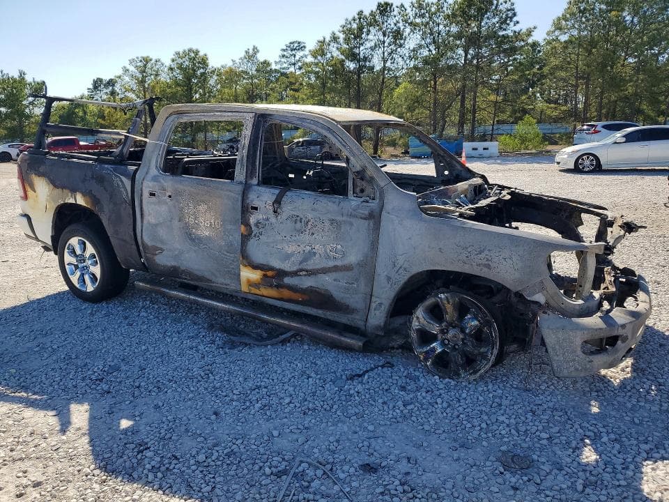 2022 RAM 1500 BIG HORN 4