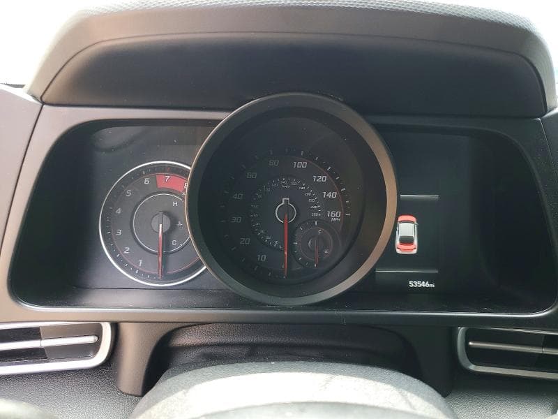 2022 HYUNDAI ELANTRA SEL 9
