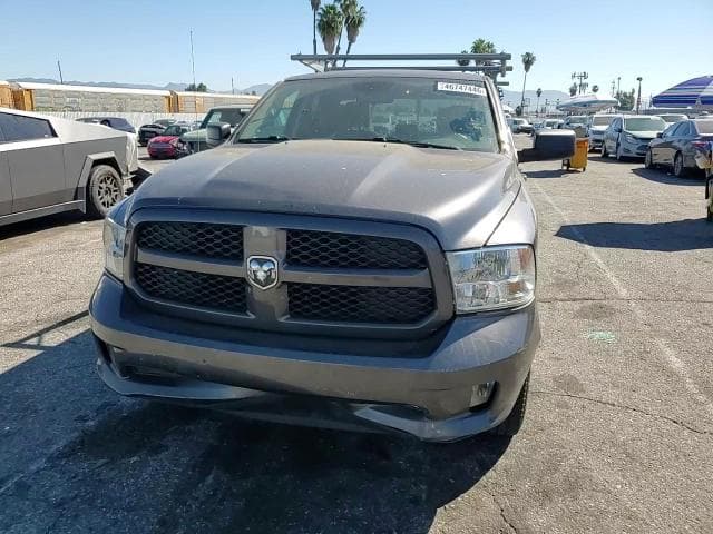 2016 RAM 1500 ST 13