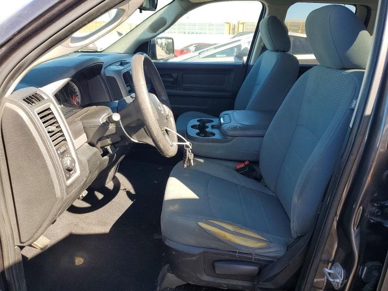 2016 RAM 1500 ST 7