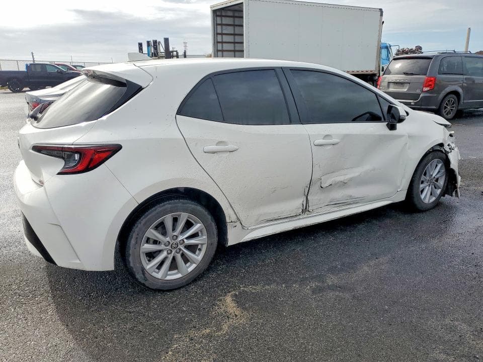 2024 TOYOTA COROLLA HATCHBACK SE SE 3