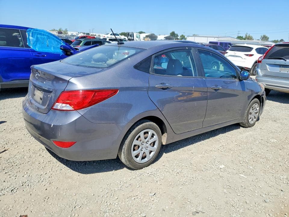 2017 HYUNDAI ACCENT SE SE 4
