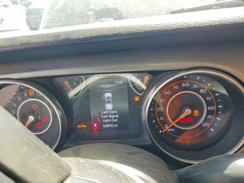 2021 JEEP GLADIATOR SPORT 9