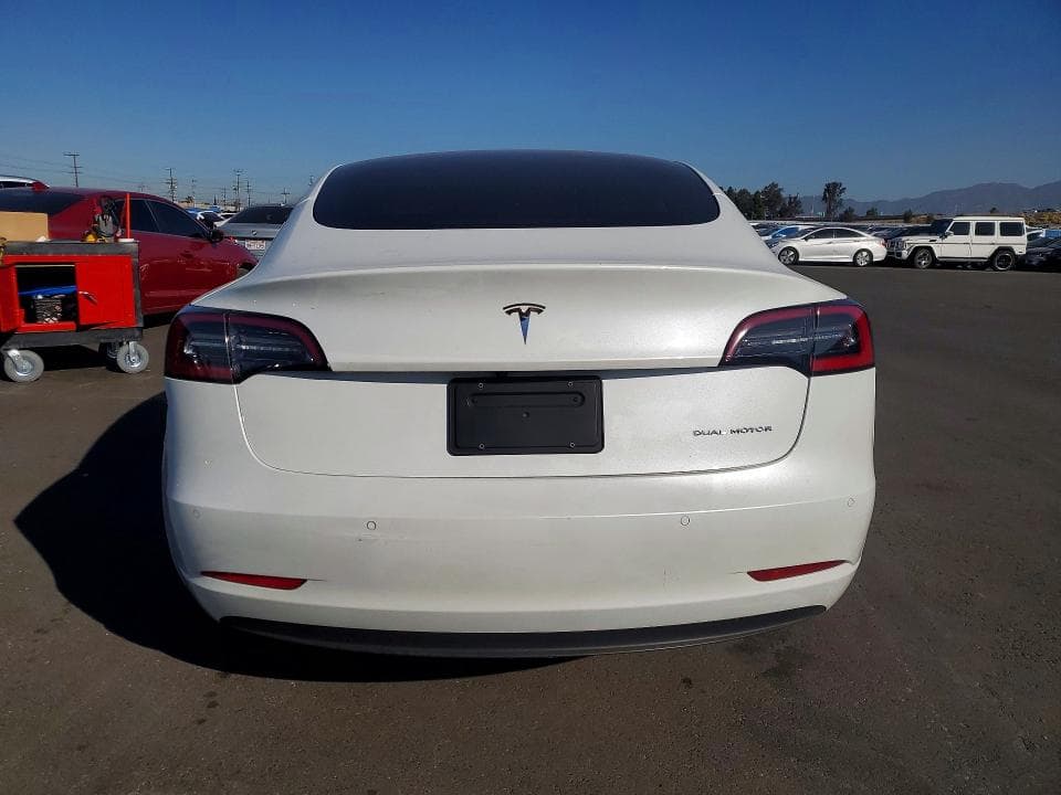 2021 TESLA MODEL 3 6