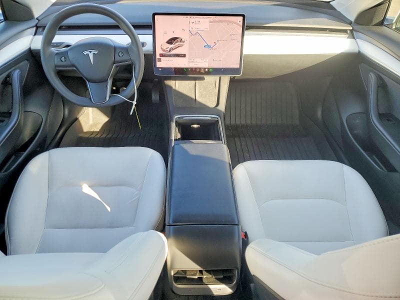 2021 TESLA MODEL 3 8