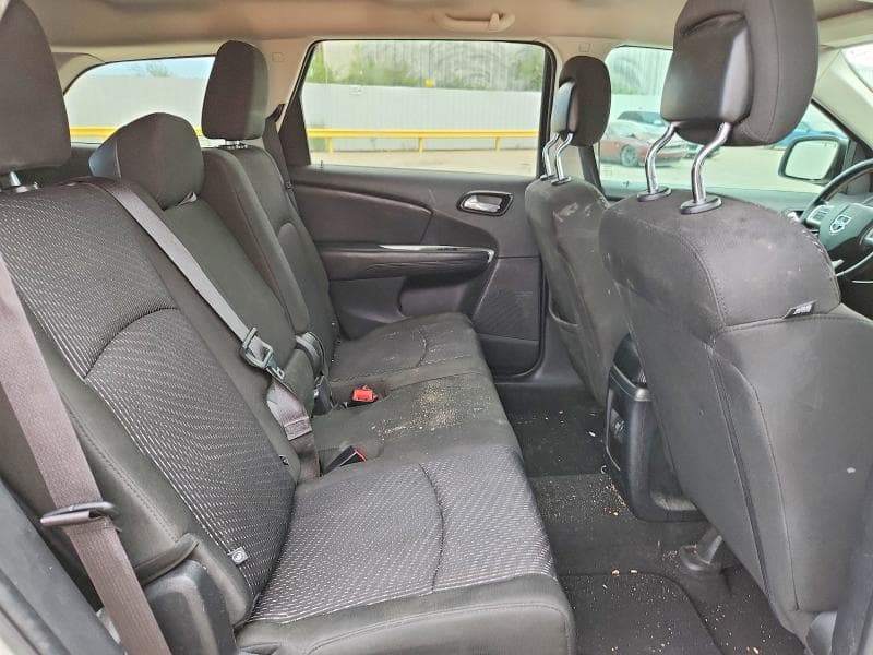 2019 DODGE JOURNEY SE 11