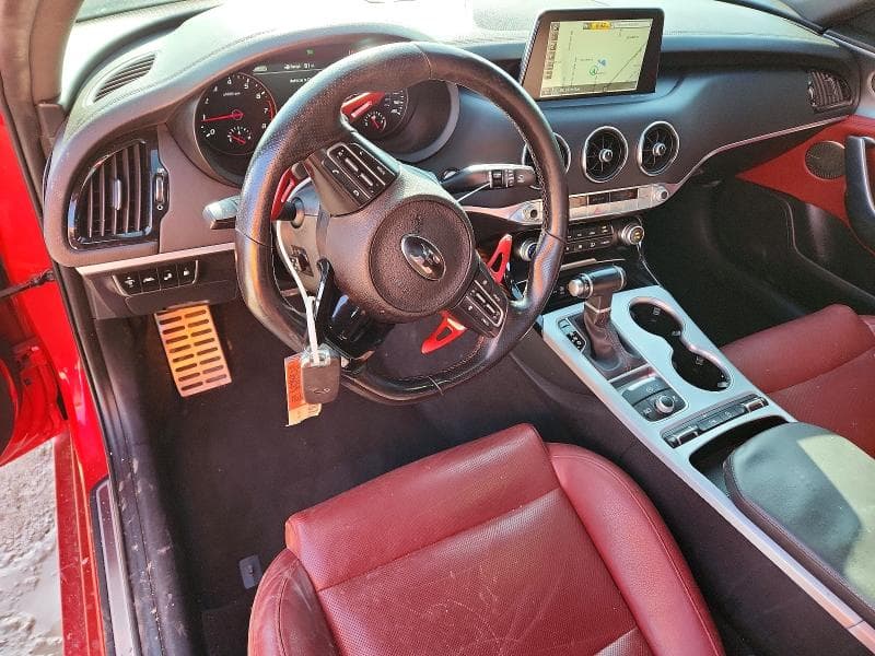 2018 KIA STINGER GT1 8