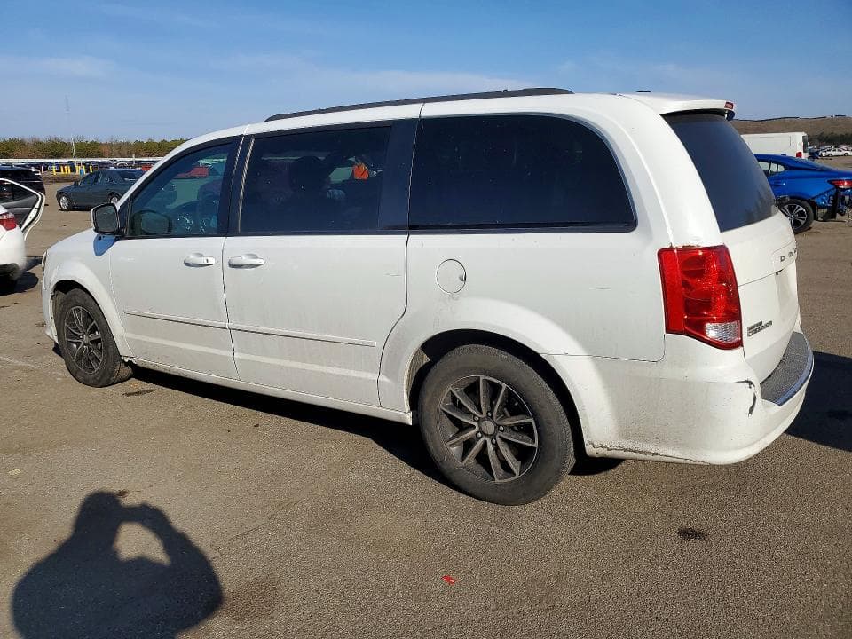 2017 DODGE GRAND CARAVAN GT 2