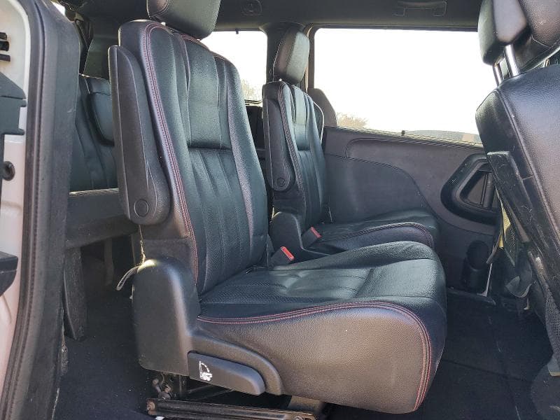 2017 DODGE GRAND CARAVAN GT 11