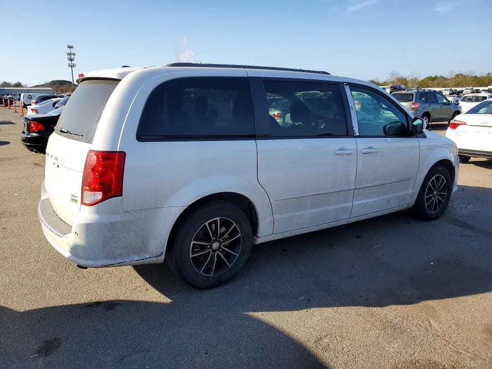 2017 DODGE GRAND CARAVAN GT 3
