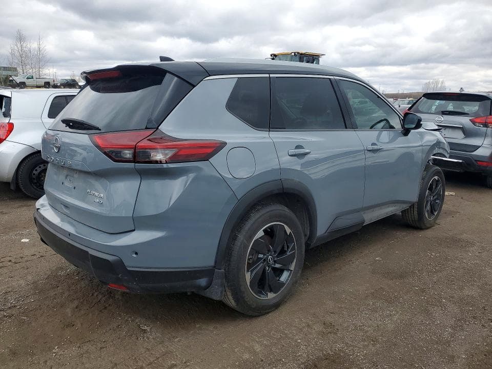 2023 NISSAN ROGUE PLATINUM 3