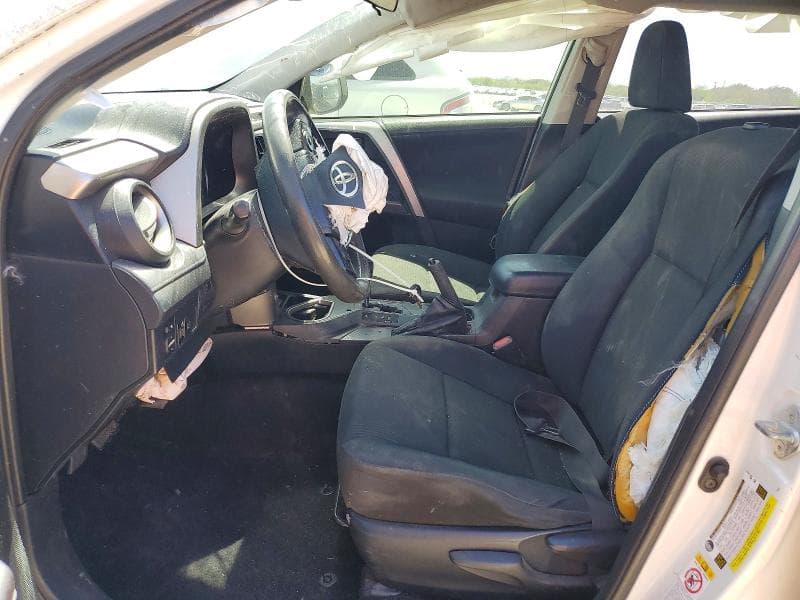 2018 TOYOTA RAV4 LE LE 7