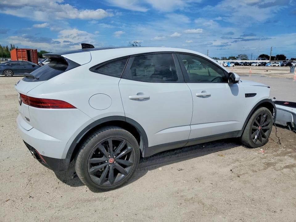 2019 JAGUAR E-PACE SE 3