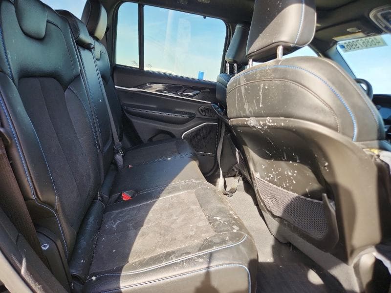 2022 JEEP GRAND CHEROKEE TRAILHAWK 4XE 11