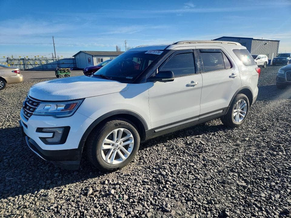 2017 FORD EXPLORER XLT - 1