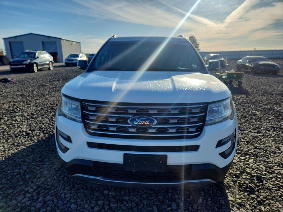 2017 FORD EXPLORER XLT 5
