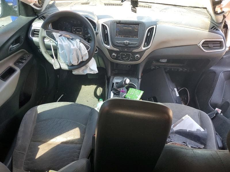 2020 CHEVROLET EQUINOX LS 8