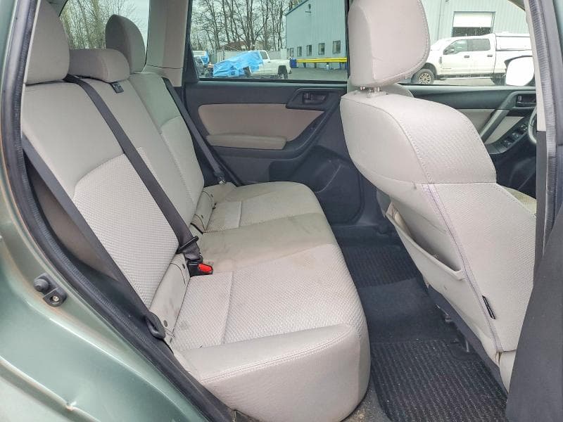 2016 SUBARU FORESTER 10