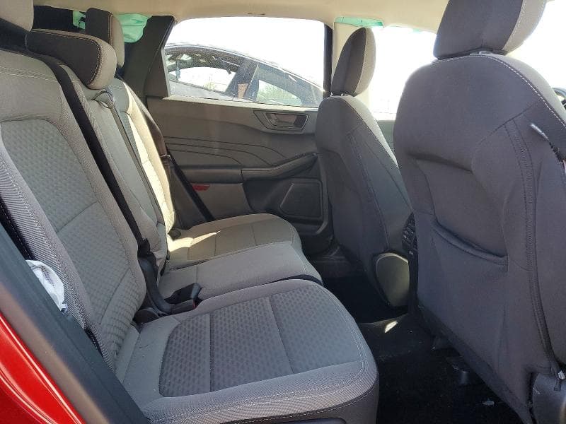 2022 FORD ESCAPE SE 11