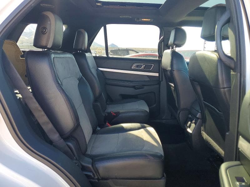 2017 FORD EXPLORER XLT 10