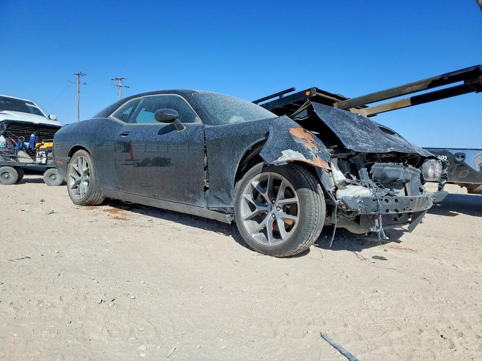 2022 DODGE CHALLENGER GT 4