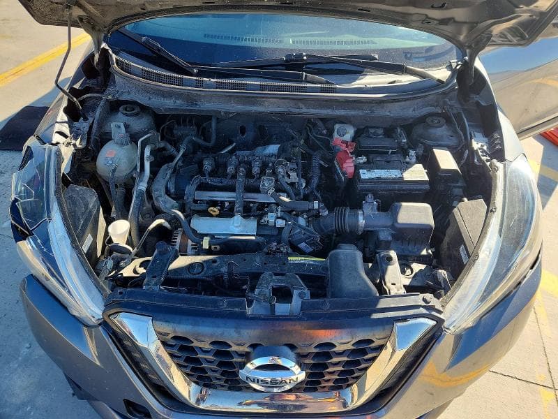2020 NISSAN KICKS SR 11