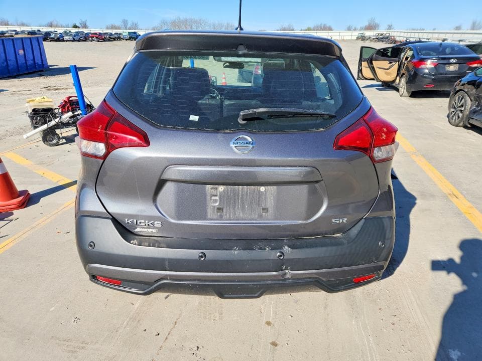 2020 NISSAN KICKS SR 6