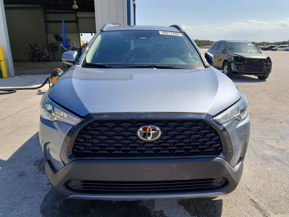 2023 TOYOTA COROLLA CROSS LE 5