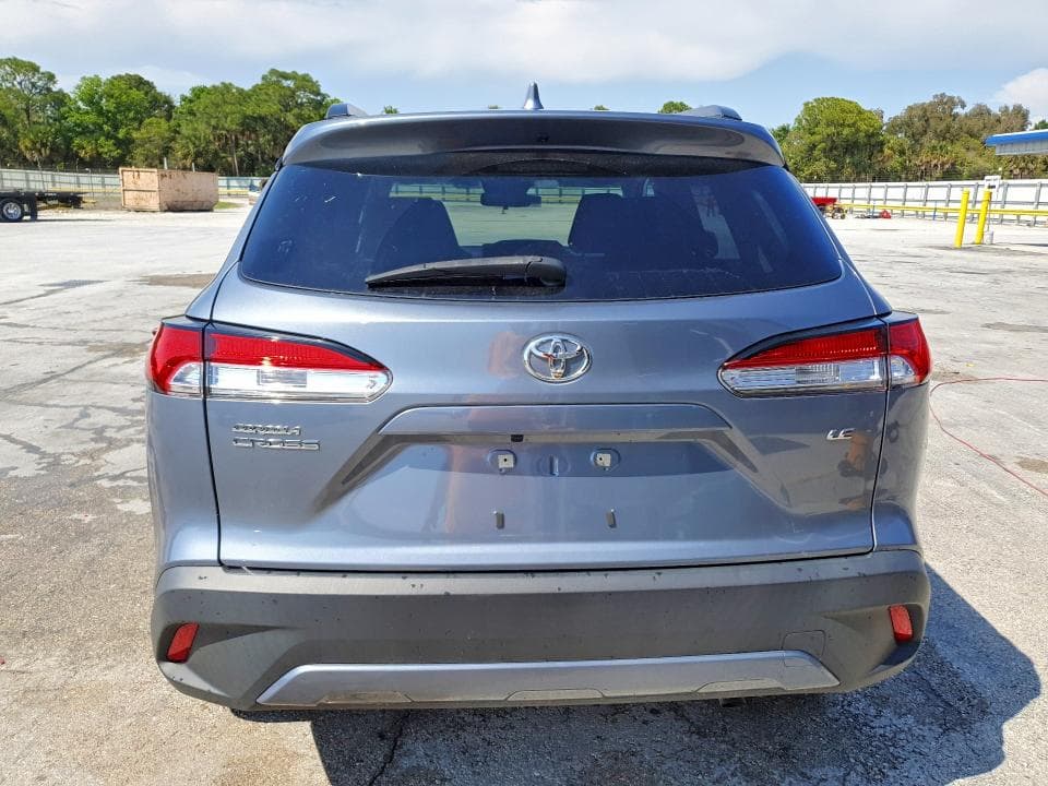 2023 TOYOTA COROLLA CROSS LE 6
