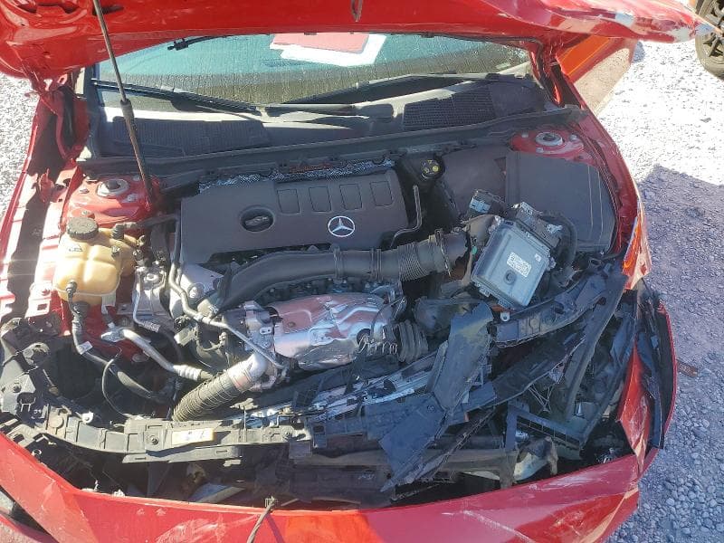2019 MERCEDES-BENZ A 220 11