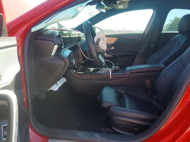 2019 MERCEDES-BENZ A 220 7