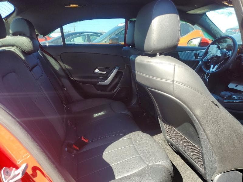2019 MERCEDES-BENZ A 220 10