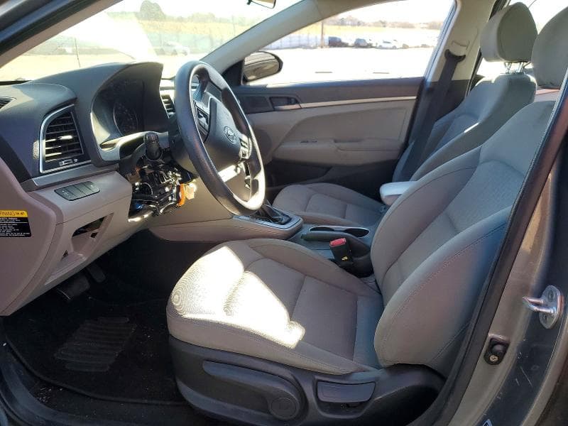 2017 HYUNDAI ELANTRA SE SE 7
