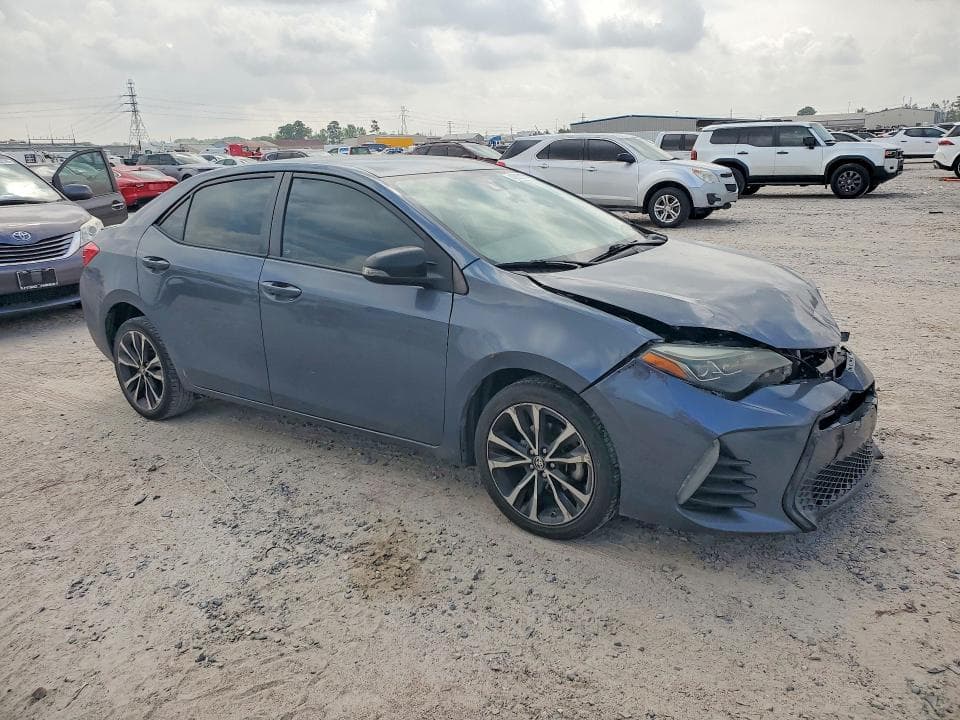 2017 TOYOTA COROLLA SE SE 4