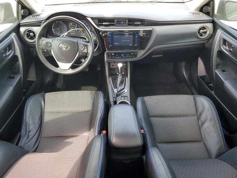 2017 TOYOTA COROLLA SE SE 8